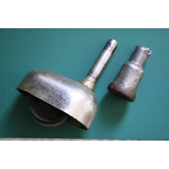 Vintage art deco caster wheels, mcm reclaimed office chair swivel casters - Picture 8 of 8